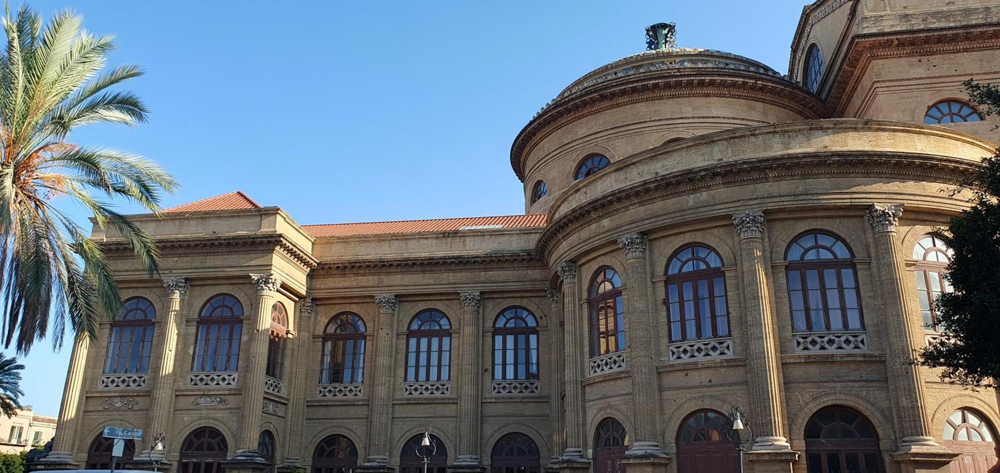 Piccola Suite E Dimora Del Teatro Massimo Palermo Bagian luar foto